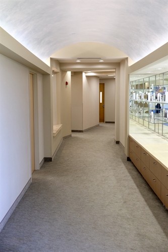 Hallway at DArabi Dermatology