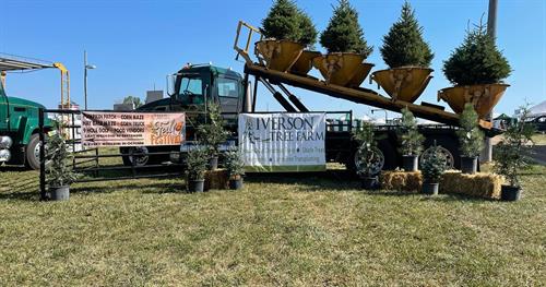Pod truck to move transplant trees.