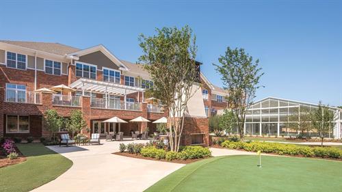Experience our clubhouse filled with amenities.