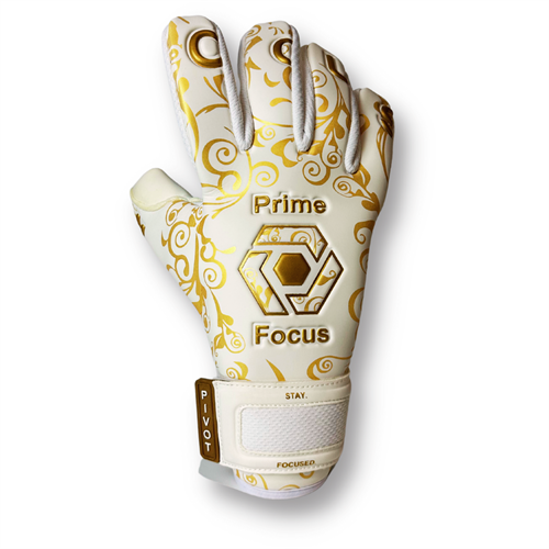 This sleek glove features an impressive design and materials that back it up!