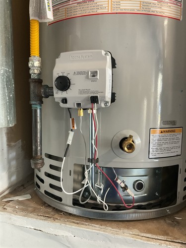 Gallery Image benjamin-franklin-plumbing-_water-heater-controls-replace-apex-nc.jpg