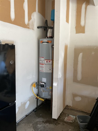 Gallery Image benjamin-franklin-plumbing-new-hot-water-heater-installation-apex-north-carolina.jpg