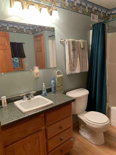 Gallery Image Upper_Bath_2_small.jpg Gallery Image Upper_Bath_2_small.jpg