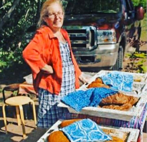 Kathy Presnell of Starlit Kitchen in Bayfield, WI makes wonderful artisan breads. Kathy Presnell of Starlit Kitchen in Bayfield, WI makes wonderful artisan breads.