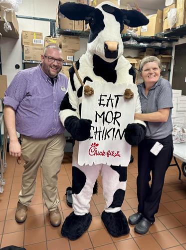 Gallery Image peanut_and_dustin_with_cow.jpg