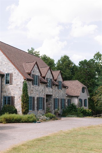 Gallery Image TheMapleLeafEstate_WebImages-14.jpg