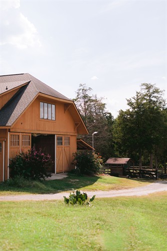 Gallery Image TheMapleLeafEstate_WebImages-27.jpg