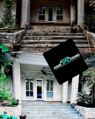 Gallery Image Xtreme_logo_house_stairs.jpg