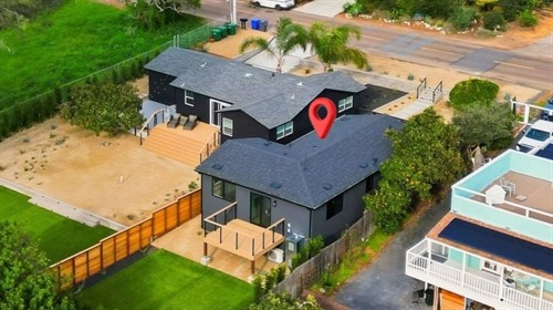 Gallery Image SnapADU-Carlsbad-Highland-2BR2BA-1000sqft_Exterior_Aerial_Rear_L-Shape_Separation_Fence_CROP.jpg