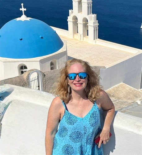 Gallery Image Deann_Santorini_cropped.jpeg