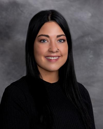 Lynzee Klawon , Escrow Closing Agent / Assistant Mgr