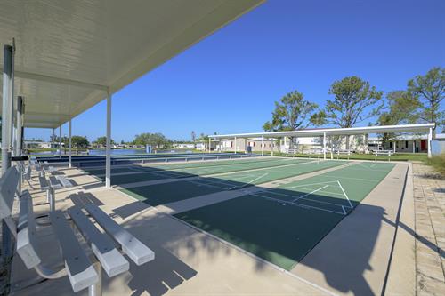 Gallery Image Lakewood_village-19.jpg