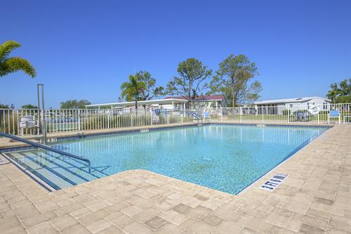 Gallery Image Lakewood_village-48.jpg