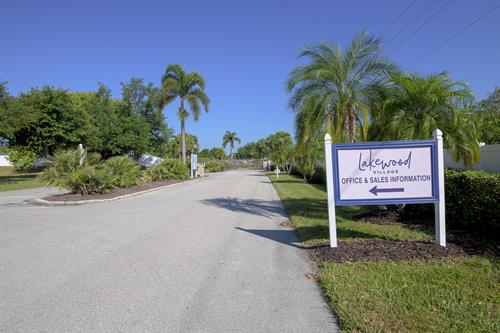 Gallery Image Lakewood_village-7.jpg