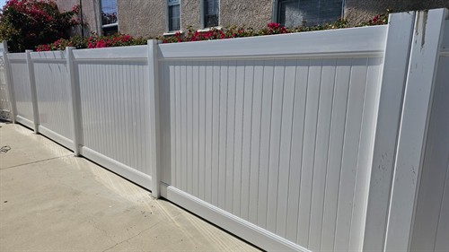 Vinyl Gate Installation