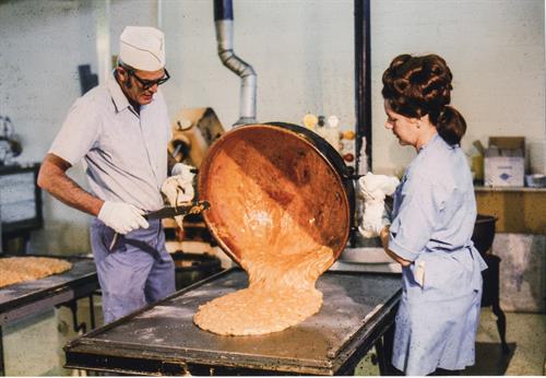 Gallery Image Enstrom_Emil_ToffeeMaking.jpg