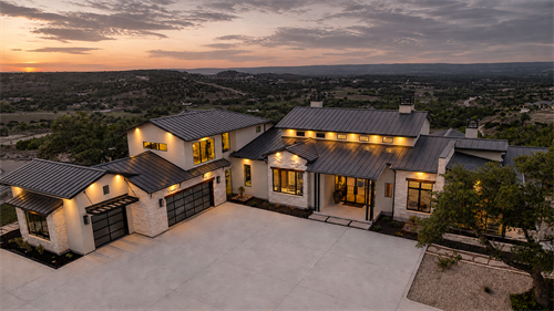 Award-winning custom home craftsmanship in the Texas Hill Country