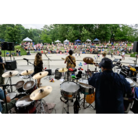 Groovin' On The Green