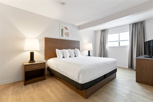 One Bedroom King Suite