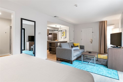 Studio King Suites
