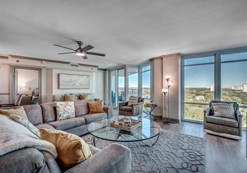 Living area with plenty of room to spread out or a big group! 