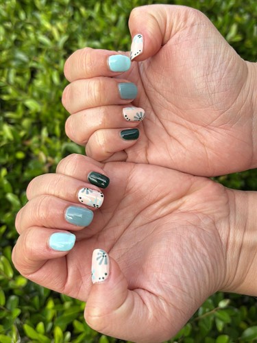 Gallery Image frenchiesnailssandysprings_1780606610_3912322573613941128_74138187389.jpg