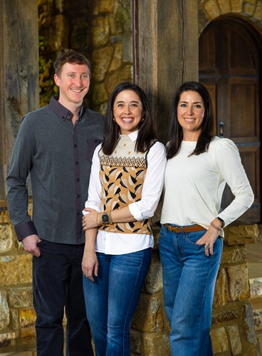 Gallery Image 3_best_friends_3.jpg