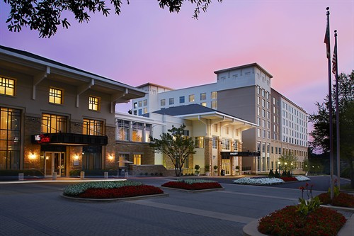 Gallery Image Hyatt_Perimeter_Exterior_Night.jpg