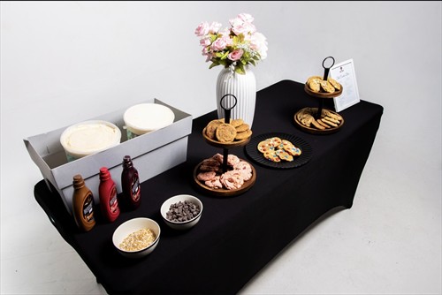 Fresh-baked gourmet cookies, premium toppings, rich ice cream, brownie bites, cheesecake bites, and endless combinations—all beautifully displayed and ready to create an unforgettable experience for your guests. Whether it's a corporate event, wedding, school celebration, or private gathering, our Cookie Bar turns dessert into the highlight of the event.  More than cookies. An experience your guests will remember