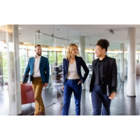 11 Expert Strategies to Help New Managers Succeed as Leaders