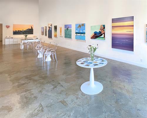 Gallery Image Skidmore-Contemporary-Art-Palm-Desert-Interior-1.jpg