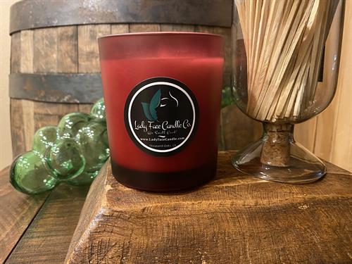 How Gorgeous is this 14oz, Burgundy Frosted Candle? Rustic, Elegant, Stunning and Sexy, this is Lady Face's favorite (If we're allowed to have a favorite). 