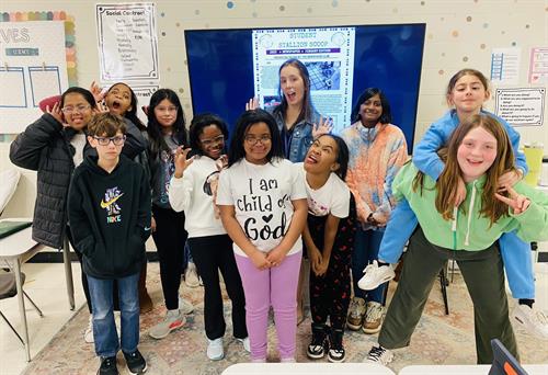 Gallery Image IMG_5044_(1)(1).jpg