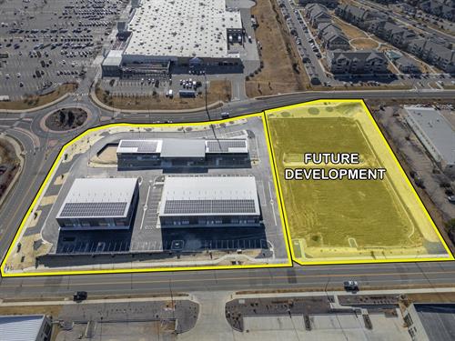 Gallery Image 450_W_66th_St_Loveland_(5).jpg