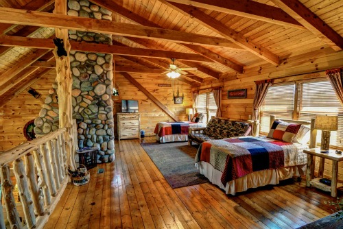 Dancing Bear Lodge Loft