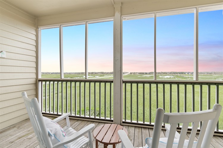 Bermuda Room, top floor porch with rockers
