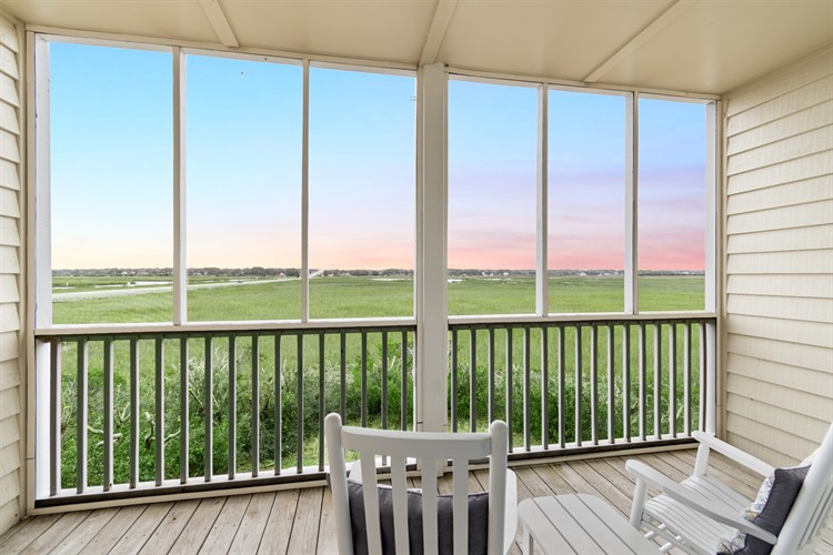 Dogwood Room, lobby level porch with rockers