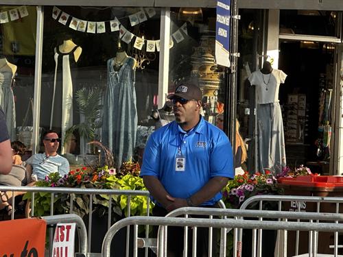 Gallery Image photo_jujuan.jpeg