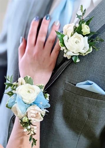 Corsages & Boutonniers