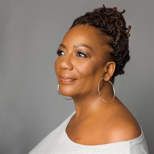 Gallery Image Britt_Smith_Photography_-_Bernice_McFadden_-_009.jpg