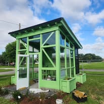 Solar powered green house 