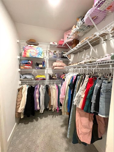 Closet Organizing Services