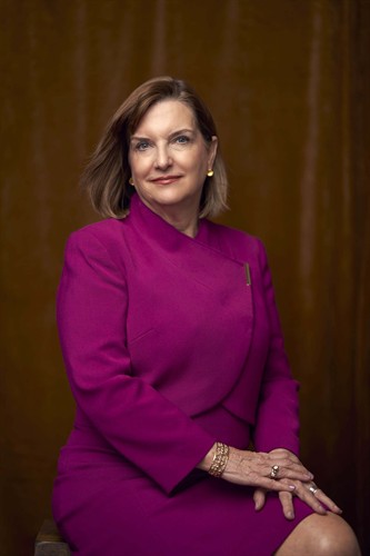 Gallery Image 2022-04-06_Biz-WomensIssue7433.jpg