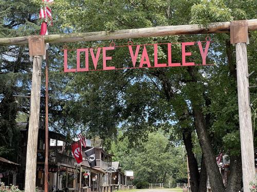 Love Valley is a neat western town near Statesville NC