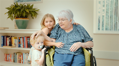 Gallery Image Smithfield_Manor_04.png