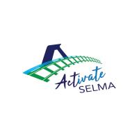 Activate Selma Non-Profit Group Decorates Downtown Selma For The Holidays.