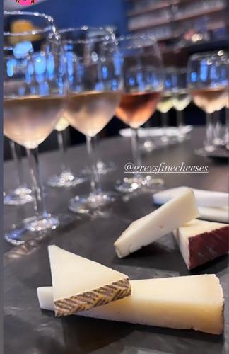 Gallery Image Wine___Cheese_Flights.jpg