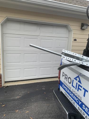 Serving local apartment communities with dependable garage door repairs and maintenance. ProLift supports Brentwood, Williamson County, and Middle TN.