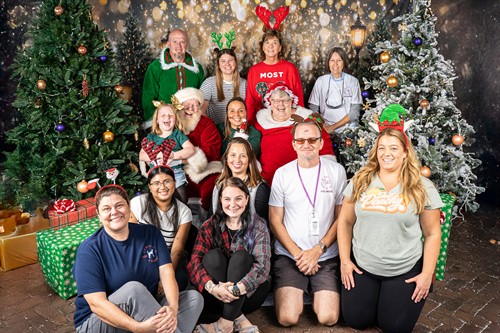 Santa Photo Shoot Volunteers