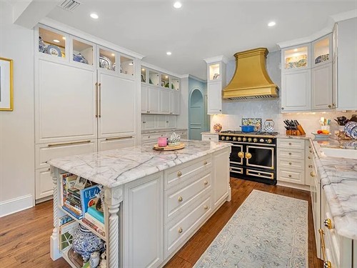 Gallery Image a0cb1c1c93b4ee5abb529bc0f0a233cd-cc_ft_768.jpeg